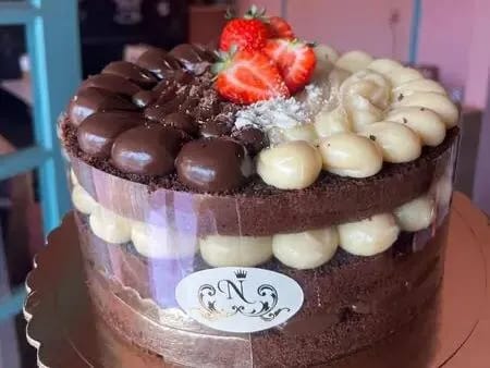 Naked Cake Tarzan e Jane - Chocolate e Ninho
