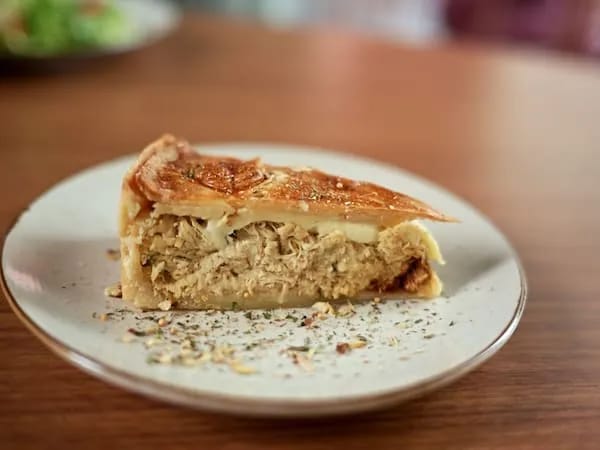 Torta de Frango - Com Catupiry